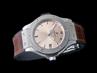 hublot classic fusion 35mm quartz lady watch