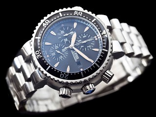 oris aquis depth gauge chronograph quartz mens watch