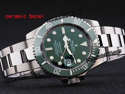 ROLEX SUBMARINER AUTOMATIC MENS WATCH WITH GREEN CERAMIC BEZEL 116610LV,ROL-223