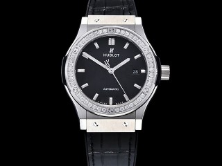 hublot classic fusion 42mm automatic mens watch