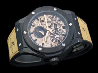 hublot classic fusion aerofusion moonphase 517.cx.0170.lr mens watch