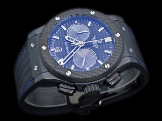 hublot classic quartz chronograph carbon case mens watch