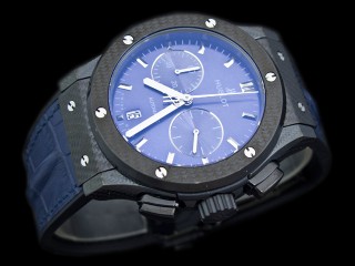 hublot classic quartz chronograph carbon case mens watch