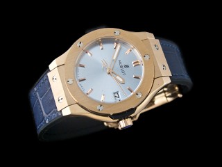 hublot classic fusion 35mm quartz lady watch