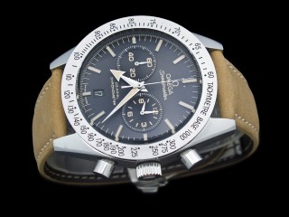 omega speedmaster moonwatch 311.93.44.51.99.001 sandblast chronograph mens watch