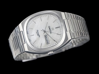 omega seamaster square quartz watch