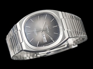 omega seamaster square quartz watch
