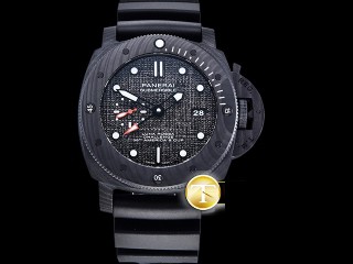 panerai pam 1039 submersible luna rossa gmt 47mm man watch