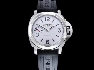 panerai pam 1342 luminor luna rossa man watch