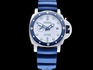 panerai pam01696 submersible quarantaquattro aspen scottsdale edition man watch