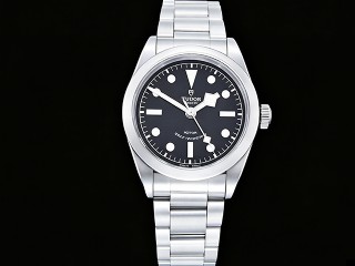 tudor black bay one 39mm 79660 automatic mens watch