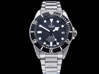 tudor pelagos titanium automatic man watch